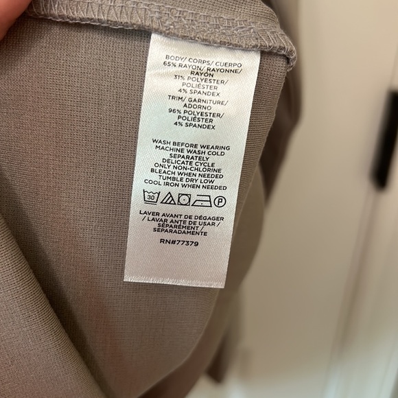 Ann Taylor Faux Suede Button Cuff & Hem Pullover (M) - Picture 7 of 7